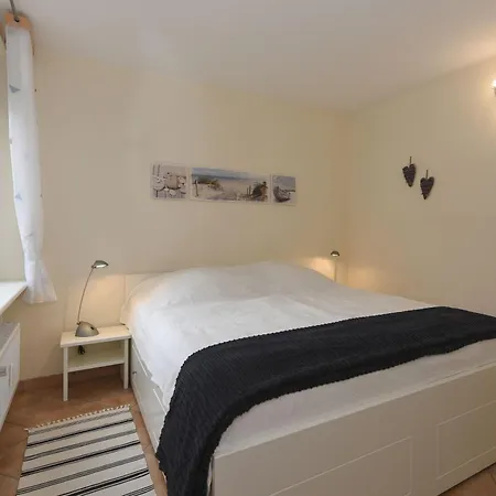 Haus Flora Whg 09 * Wyk auf Föhr